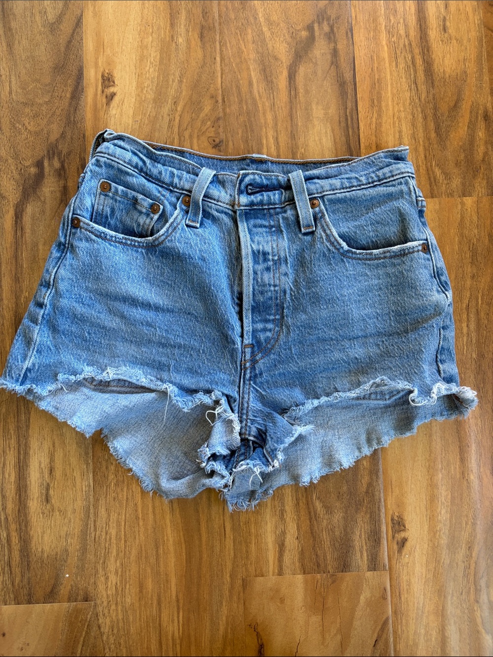 Levi 501 high rise shorts